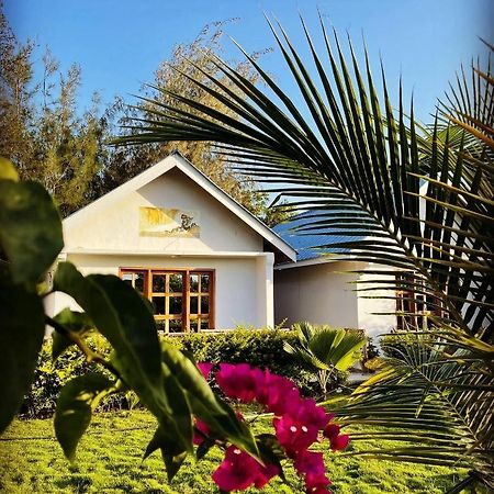 Uroa Getaway Bed & Breakfast Dış mekan fotoğraf