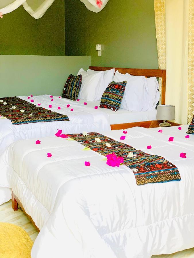 Uroa Getaway Bed & Breakfast Dış mekan fotoğraf