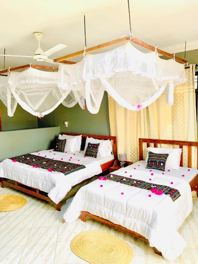 Uroa Getaway Bed & Breakfast Dış mekan fotoğraf