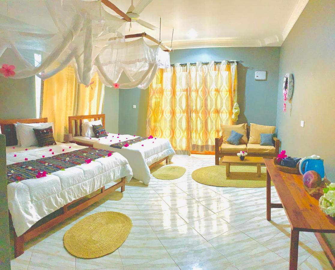 Uroa Getaway Bed & Breakfast Dış mekan fotoğraf