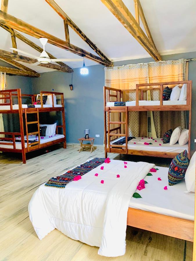 Uroa Getaway Bed & Breakfast Dış mekan fotoğraf