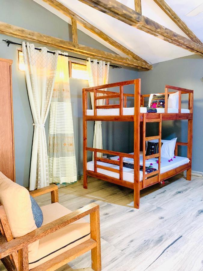 Uroa Getaway Bed & Breakfast Dış mekan fotoğraf