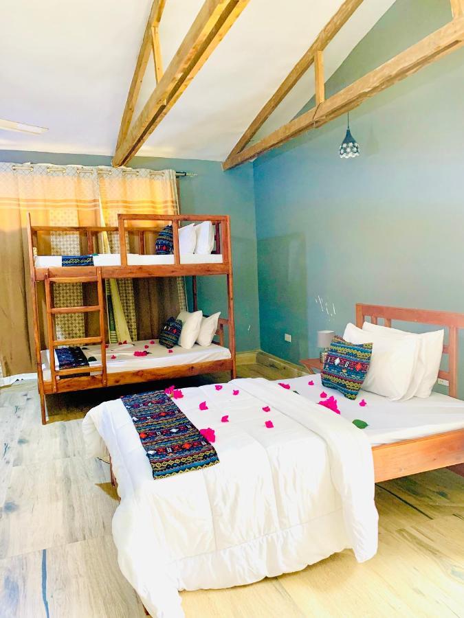Uroa Getaway Bed & Breakfast Dış mekan fotoğraf