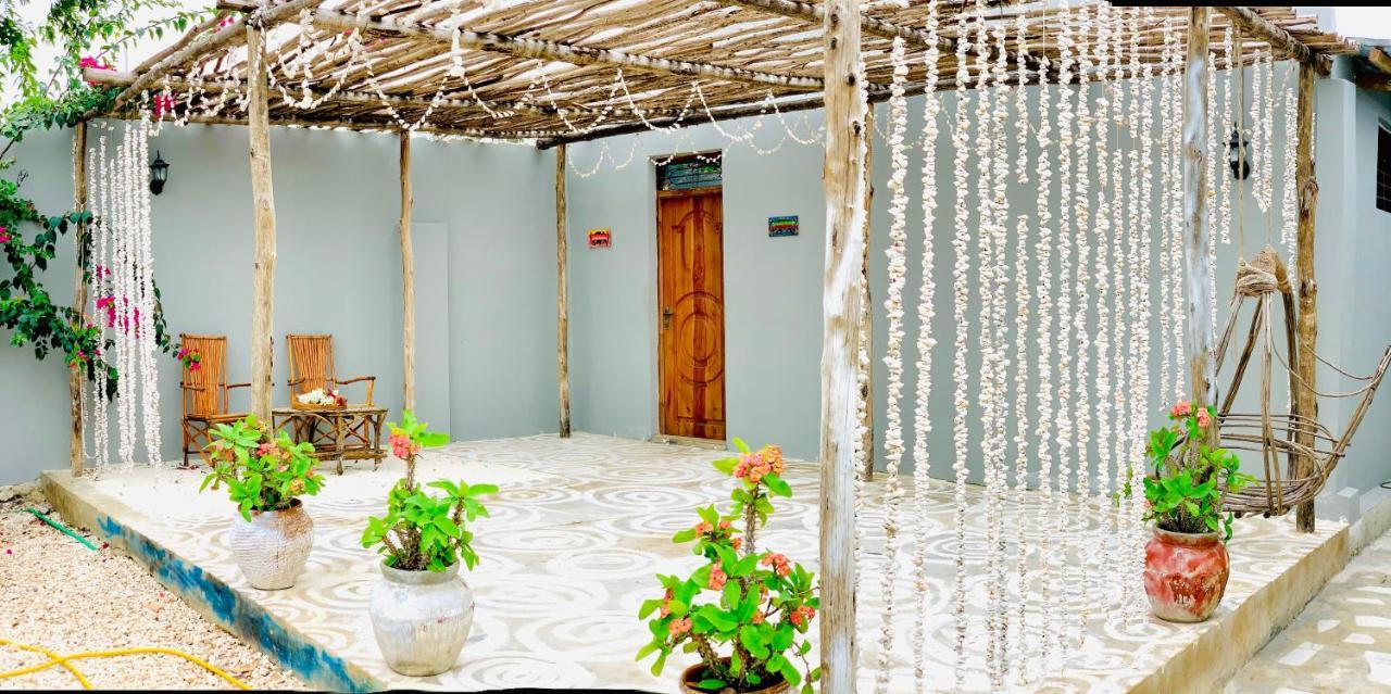 Uroa Getaway Bed & Breakfast Dış mekan fotoğraf